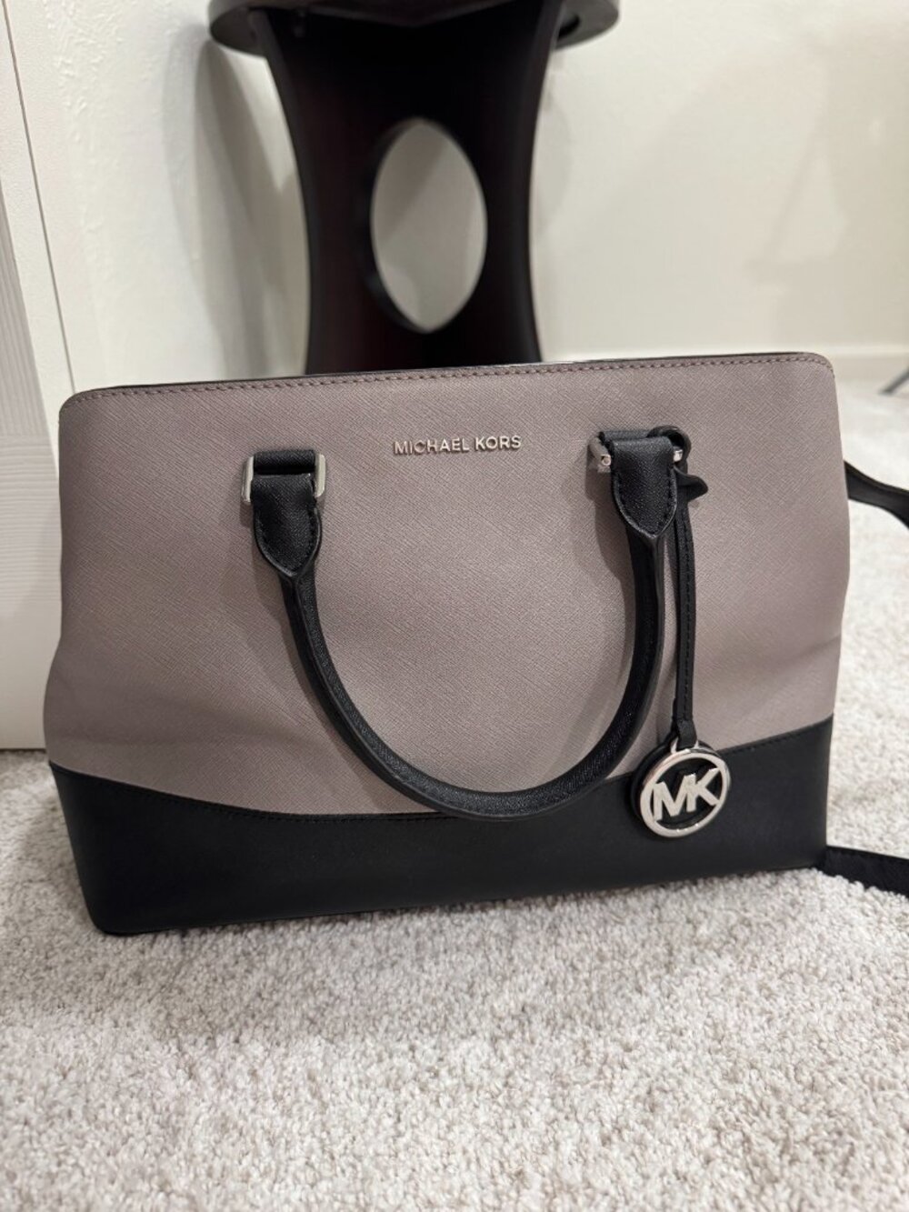 Michael Kors Saffiano Leather Satchel Two-Tone Black & Gray Crossbody Purse - Picture 2 of 11